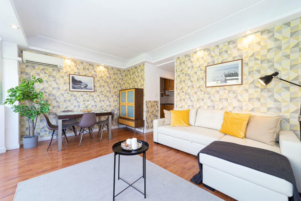Appartamento Apartamento Trafalgar Madrid Esterno foto