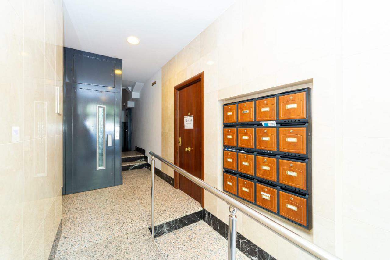 Appartamento Apartamento Trafalgar Madrid Esterno foto