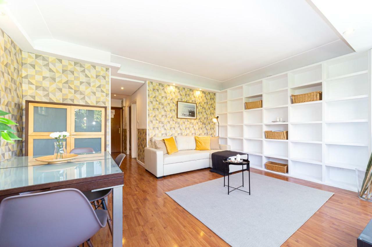 Appartamento Apartamento Trafalgar Madrid Esterno foto