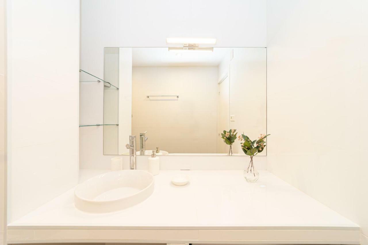 Appartamento Apartamento Trafalgar Madrid Esterno foto