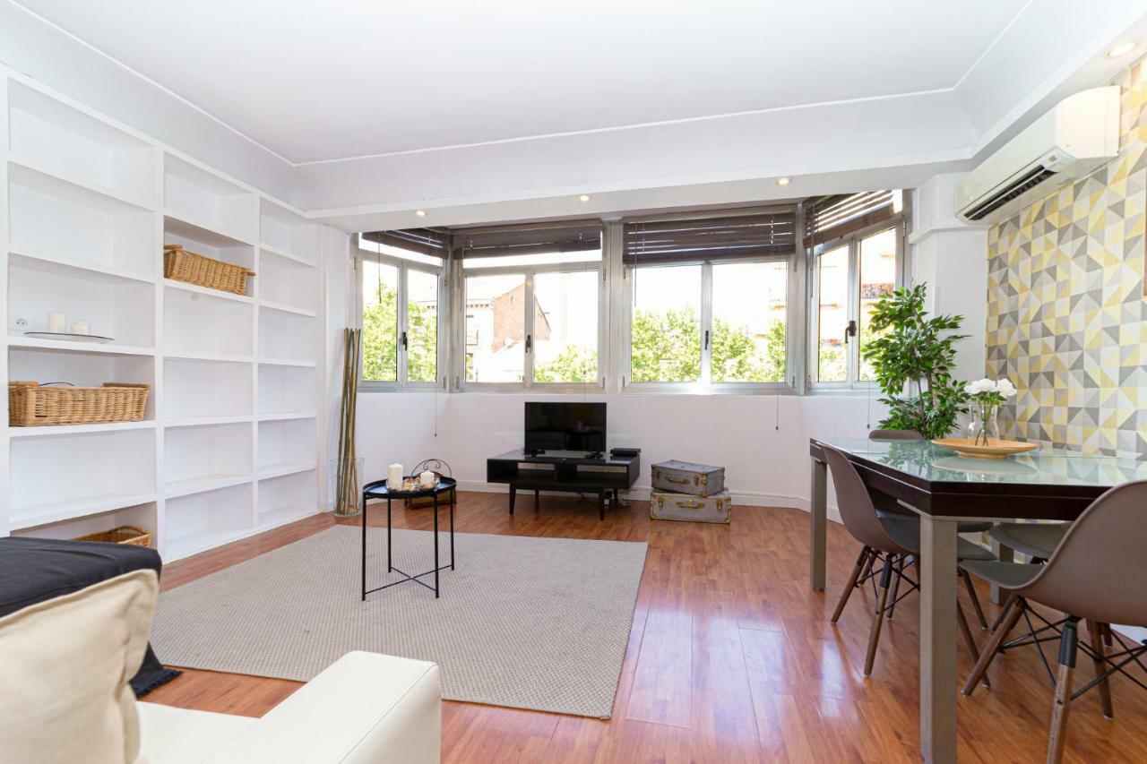 Appartamento Apartamento Trafalgar Madrid Esterno foto