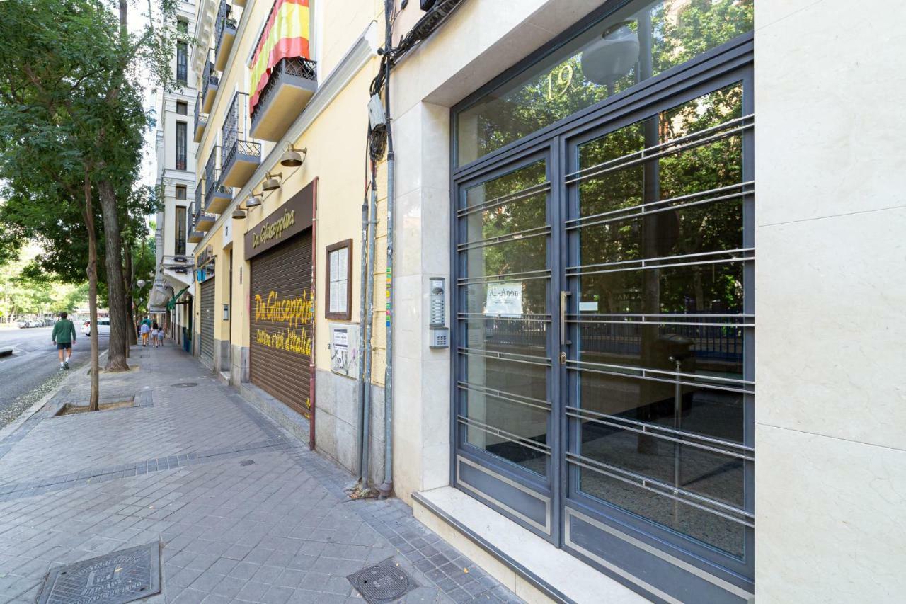 Appartamento Apartamento Trafalgar Madrid Esterno foto