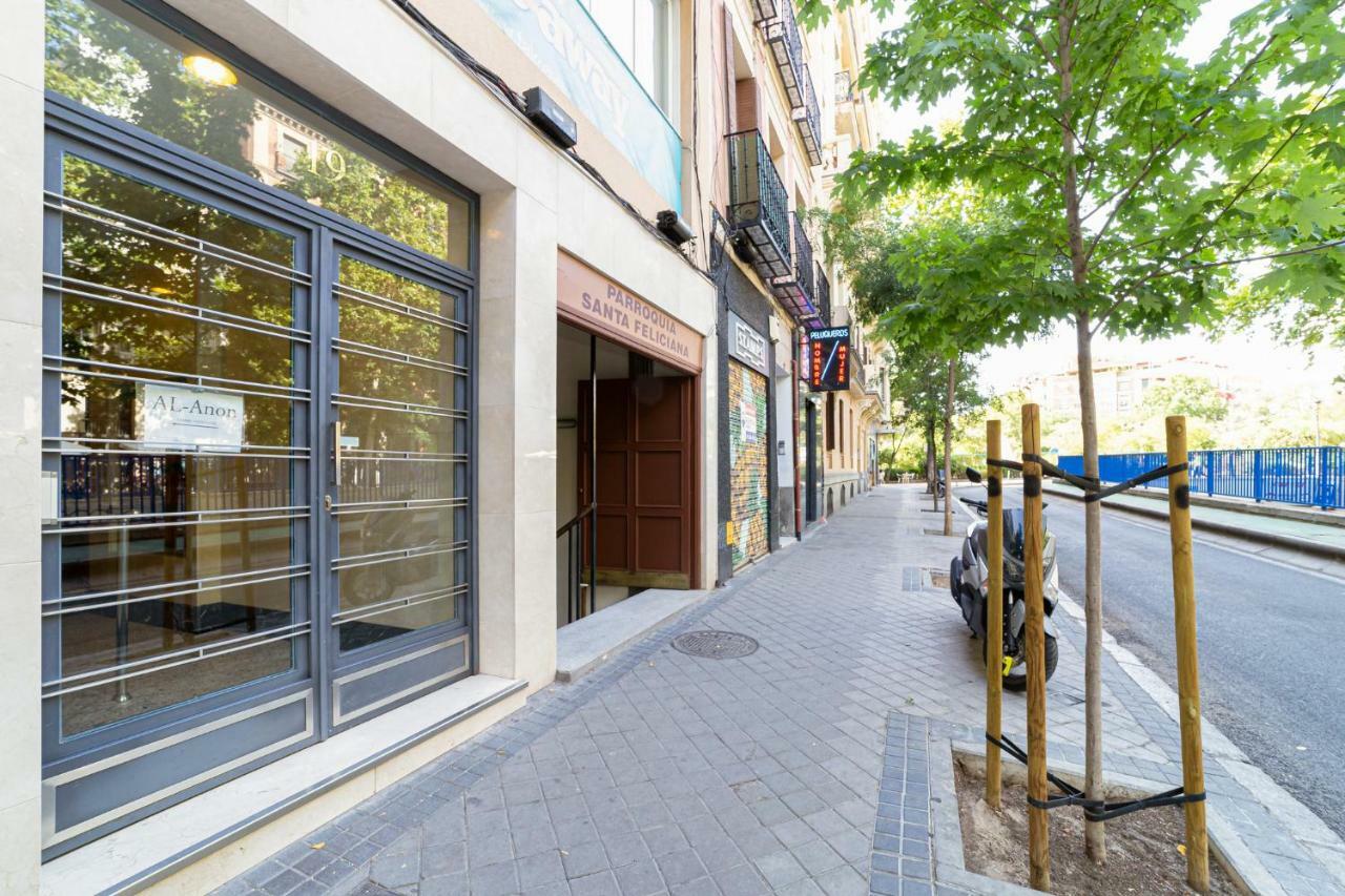Appartamento Apartamento Trafalgar Madrid Esterno foto